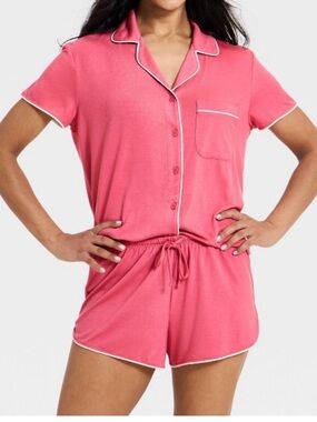 Auden Coral-Pink Short Sleeve Pajama Set with White Piping